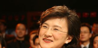 当代国际小丑:“污名黑妖”董倩