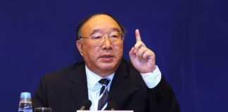 黄奇帆:美国真把我们逼上梁山,中国政府可以下令必须使用国产操作系统