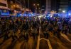 【9.7香港太子】速龙小队在太子弥敦道抓市民,拉倒在地上,记者采访及拍摄被呵斥及阻挠