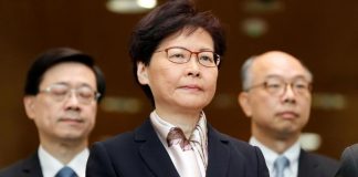 张杰:林郑月娥首场对话被怒怼 香港人拒绝“中间道路” 大阅兵的真实目的 川普后院起火恐遭弹劾