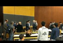 黄之锋在哥大出席研讨会又遇中共海外红卫兵捣乱,赤匪该死!