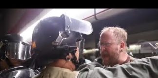吴建民:港警杀红眼,殴打抓捕老外,24位泛民议员给习近平写信,要求立即实施双普选,中央不回应,就成立民间临时政府。