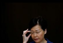 中国观察:香港突然撤回条例 让大量五毛深感被中共出卖了