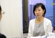新唐人:反送中示威者被捕遭虐,香港律师揭新屋岭黑幕