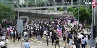 港人在美国驻港总领事馆集会, 期待美国通过 “香港民主人权法案”