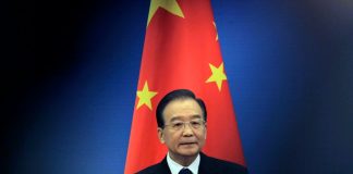 美国之音:中国外交部回应《纽约时报》披露温家宝巨额家资