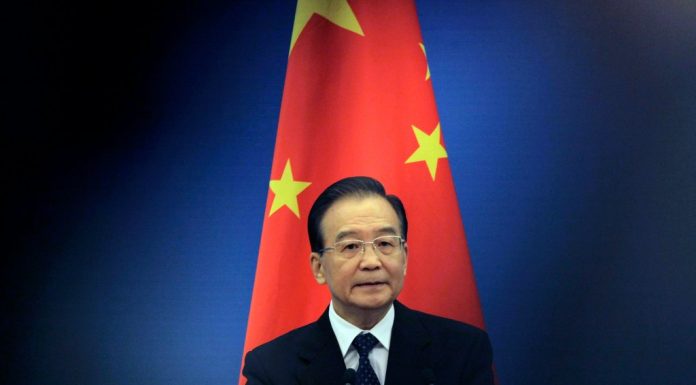 美国之音:中国外交部回应《纽约时报》披露温家宝巨额家资