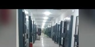 中国观察:亲历新疆集中营 不出所料 里面非常恐怖