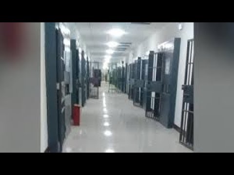 中国观察:亲历新疆集中营 不出所料 里面非常恐怖