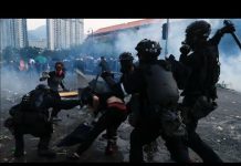 美国之音:宵禁令、蒙面法能为香港暴力降温?