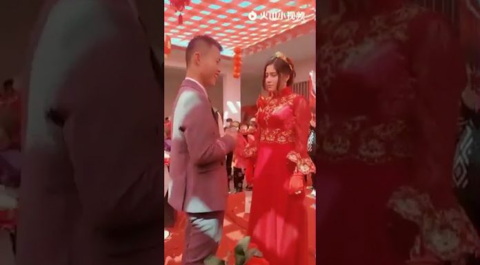 海风:在中共逼迫下,一名维吾尔族女孩被迫与一名汉族男子举行婚礼,以换取其家人从集中营释放