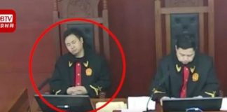 新高地TV:湖南永州法官庭审直播打瞌睡,红遍网络