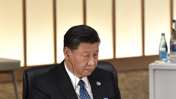 海风民调显示:72%的网友认为习近平只有早点死才是对人类最大贡献
