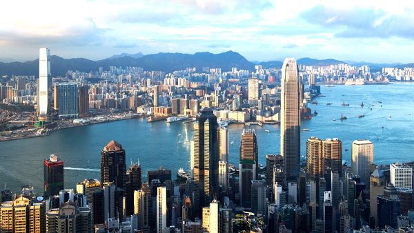吴建民:香港高院裁定《禁蒙面法》违宪;中共未来解决香港有那四大步骤?