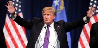 海风民调显示:对川普要和港人站在一起的说法,只有38%的网友相信