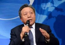 今日中国:吴晓求:不让农民养猪是荒谬的
