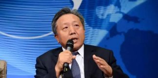 今日中国:吴晓求:不让农民养猪是荒谬的