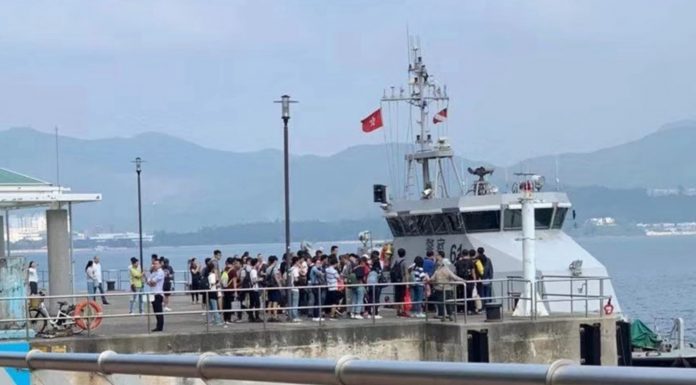 新高地TV:中共用执法警船将香港陆生全部撤离(现场录像)