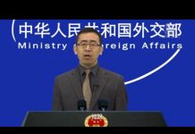 时事小品:外交部大实话 大阅兵街道大妈累瘦腰