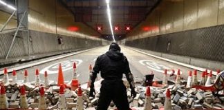 美国之音:香港学生用生命赌明天 局势会如何转折?中共信息战 海外华人如何看香港抗争