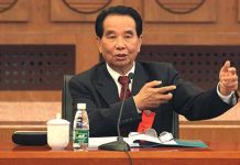 中国观察:王立强案牵出吴官正薄熙来家族 党媒称向心也是诈骗犯 台湾掀起政坛风暴