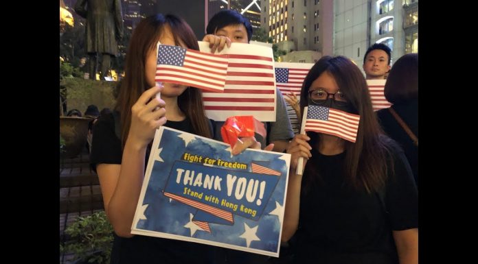 美国之音(莫雨):民调:大多数美国人认为美国应支持香港民主抗争