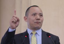 海风民调显示:近八成网友认为,向松祚炮轰习近平代表了中国民意