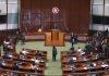 郭宝胜:香港、新疆人权法案连扇习近平耳光,但这只纸老虎为何不敢终止中美贸易谈判?