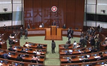 郭宝胜:香港、新疆人权法案连扇习近平耳光,但这只纸老虎为何不敢终止中美贸易谈判?