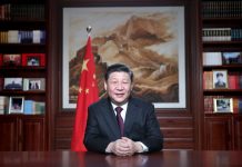 中国新闻:习近平:党章放床头,跟市井小民朋友秀亲民