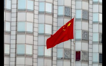 华尔街网报:美国宣布从武汉撤.侨,三天内关闭领事馆!习近平召政治局常委会议谈对策