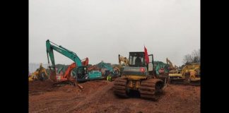 华尔街网报:航拍:武汉一夜现百台机械大规模挖土,要做什么?