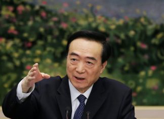 华尔街网报:总书记一号工程要收官,陈全国没完成任务怎么办?两会推迟五十天开