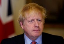 明镜新闻台:英国首相约翰逊确诊;全球超过54万人被感染,美国不幸成第一