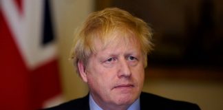 明镜新闻台:英国首相约翰逊确诊;全球超过54万人被感染,美国不幸成第一