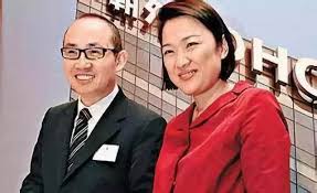 华尔街网报:潘石屹张欣正式退出,从此地产界再无SOHO中国