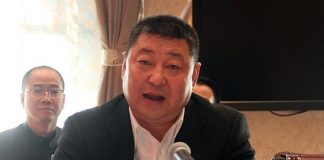 佚名:习远平在最近一次红二代座谈会上为独裁哥哥习近平辩解,称习要先集权后政改(当他放屁)