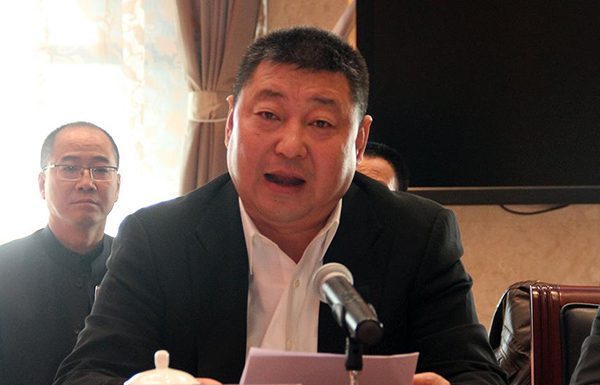 佚名:习远平在最近一次红二代座谈会上为独裁哥哥习近平辩解,称习要先集权后政改(当他放屁)