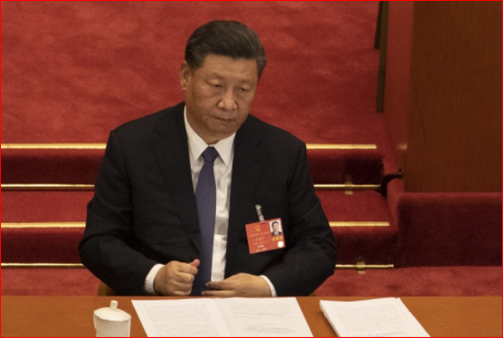 林林七:总加速师开倒车,等待他的是车毁人亡
