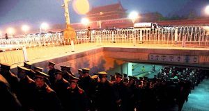 习无道:北戴河会议生死博弈,习近平为防元老逼宫,“野战军” 布防中南海