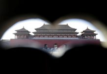 陈破空:中共军报炒作明朝“夺门之变”,暗示一旦太上皇政变,军队应顾全大局按兵不动,保持中立!