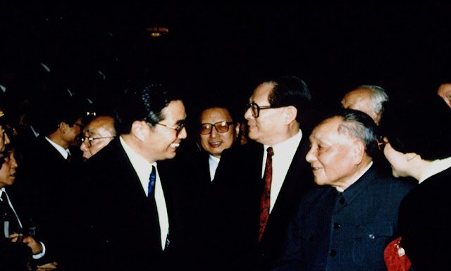 邓小平遗嘱:民主宪政是中国惟一的出路