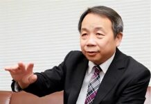 反对中共暴行并不等于背叛祖国