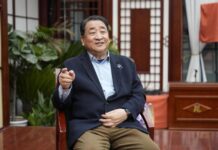 姜昆在美国过“洋节”为何遭反噬?