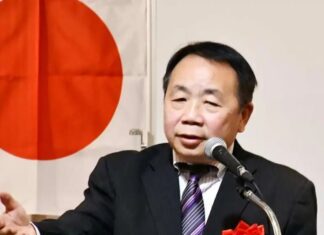 中国网友否认“汉奸”石平的危害