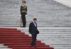 习近平到站不下,为何要别人中途跳车?