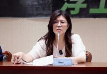 奉劝国民党:尽快下架郑丽文